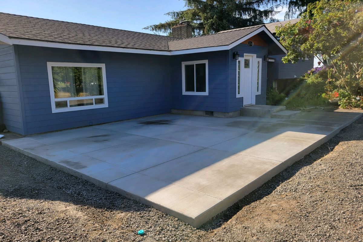 Concrete patio with decorative finish